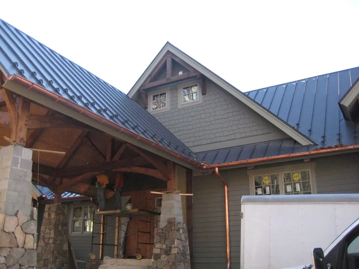 Craftsman Roofing team delivering quality roofing work in Santa Fe Springs